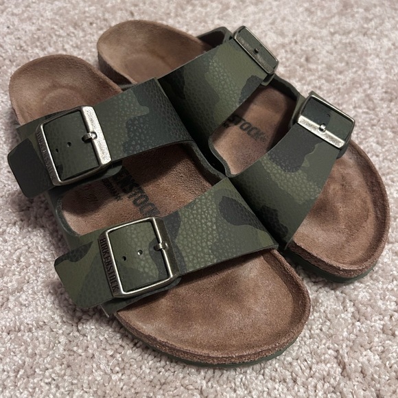 BIRKENSTOCK Women’s Arizona Birko-Flor Sandals-Desert Soil Camo Green Size 6-6.5 - Picture 11 of 13